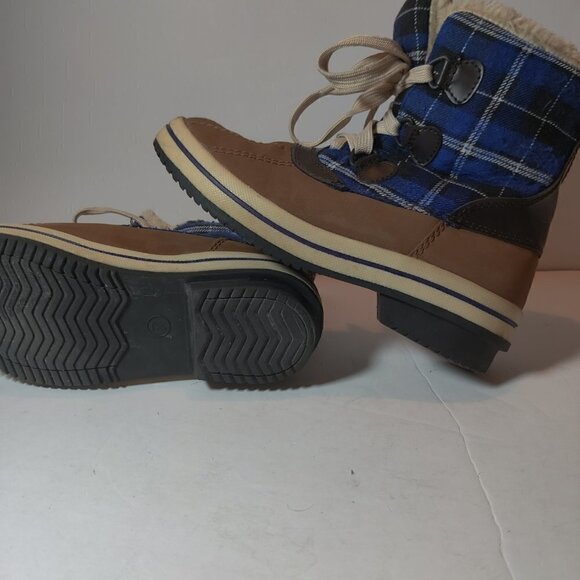 Snow Boots Womens Sz 7, Fleece Lining with Plaid Fabric padded. Waterproof Soles - Picture 6 of 7